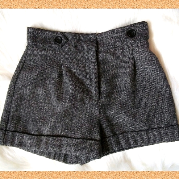 Forever 21 Pants - Forever 21 High Rise Black Shorts